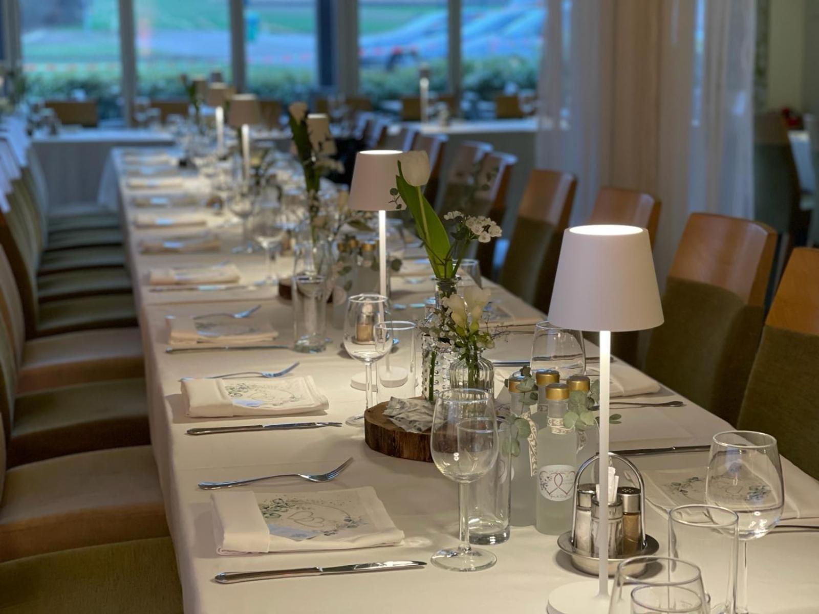 Hotel Restaurant Fidi Wolfsthal  Exteriör bild