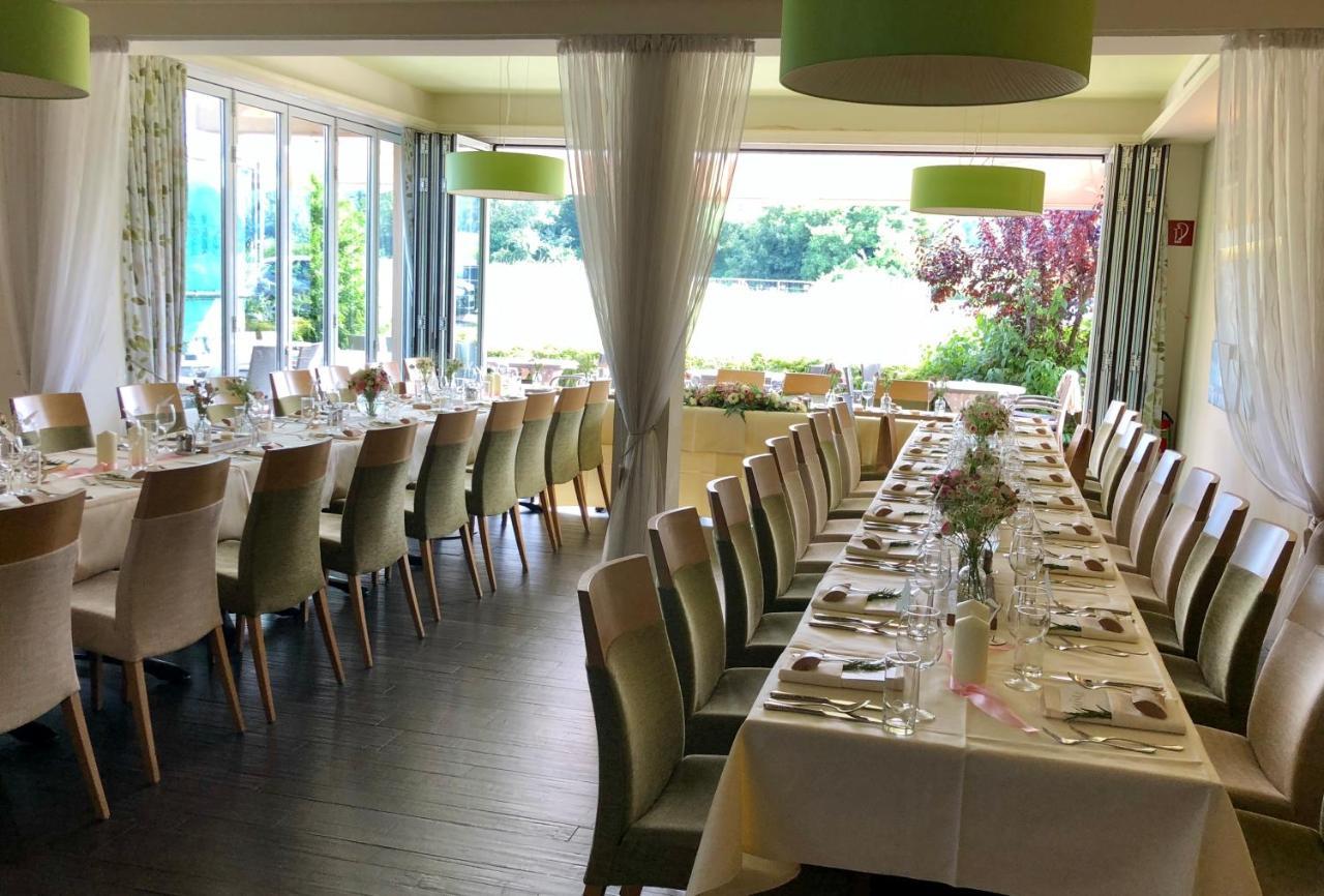 Hotel Restaurant Fidi Wolfsthal  Exteriör bild